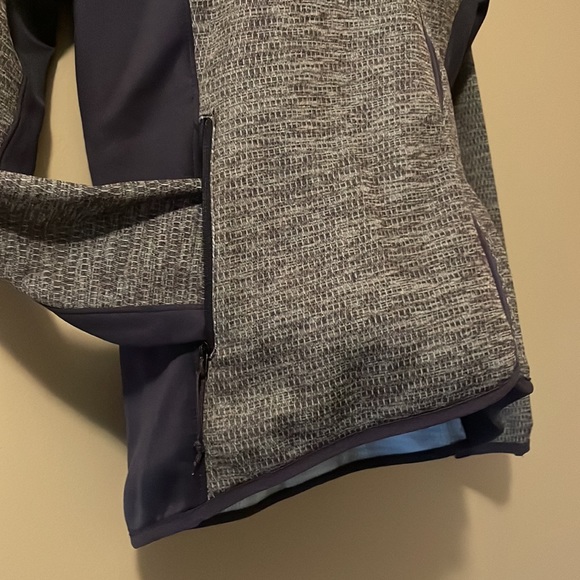 North Face Fleece Coat - Picture 4 of 6